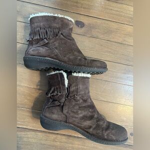 UGG Leather Suede Brown Ankle Boots with Fringe